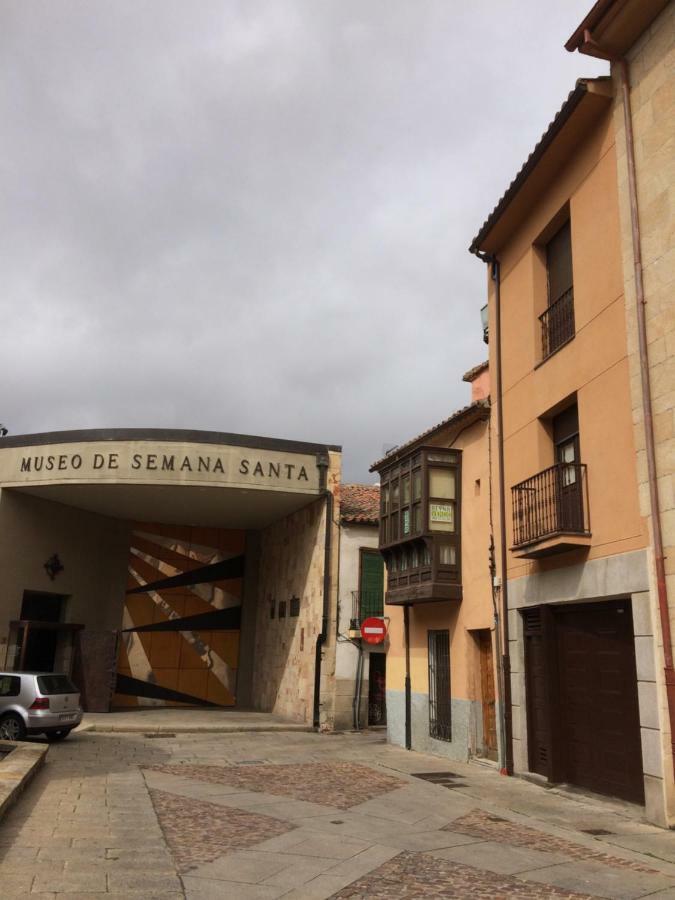 Casa Santa Maria La Nueva Con Aire Acondicionado Apartment Zamora Bagian luar foto